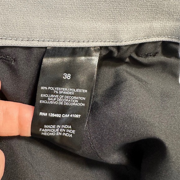 Greg Norman Golf Shorts Mens 38 Black Dry Performance Stretch Golf Shorts - Picture 7 of 8